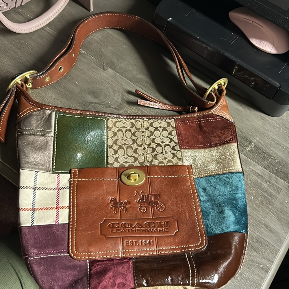 Coach Brown and Green Shoulder Bag - Picture 4 of 10